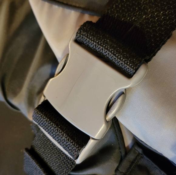 Full Throttle Adult Life Vest - Picture 5 of 8